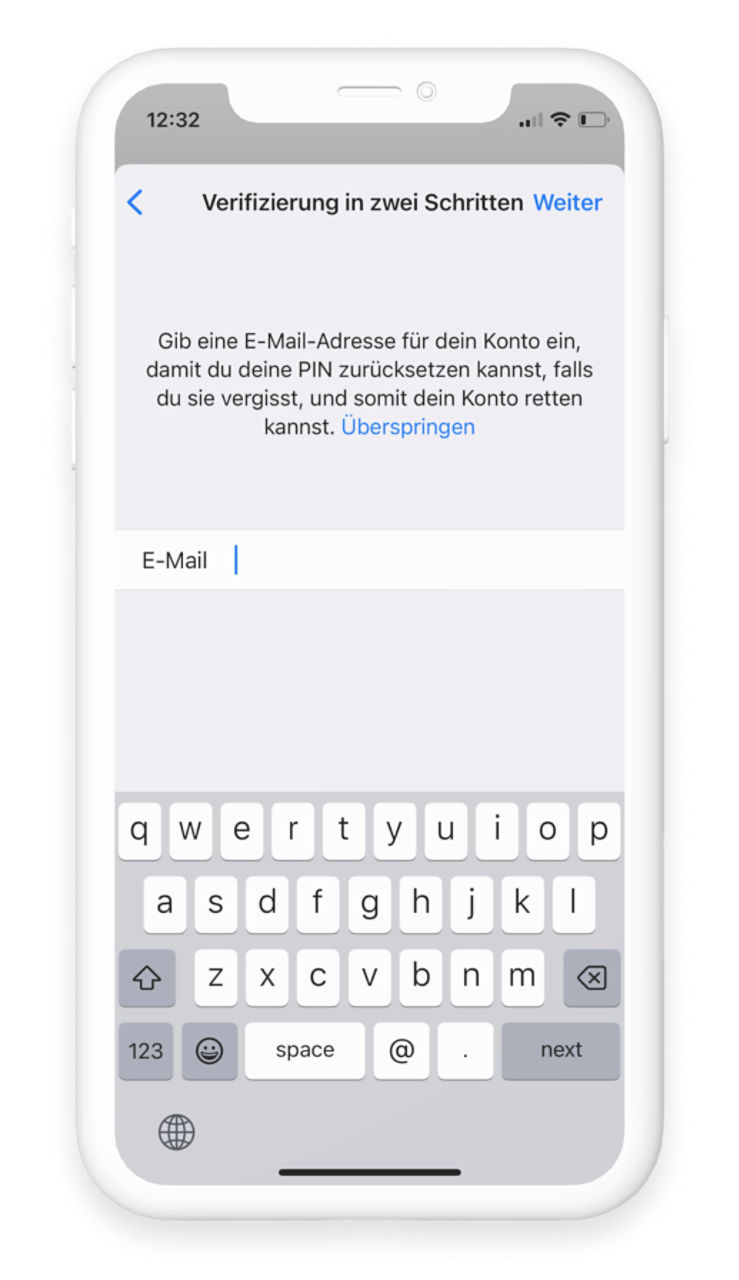 Die ChatLock+ App kann verschiedene Apps schützen, für WhatsApp ist die aktiviert während sie für Fotos und Gmail deaktiviert ist.